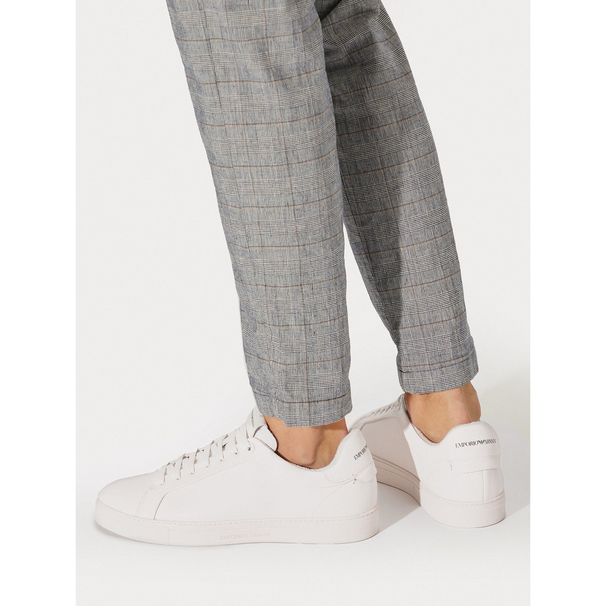 Emporio Armani Сникърси X4X598 XF662 00894 Бял