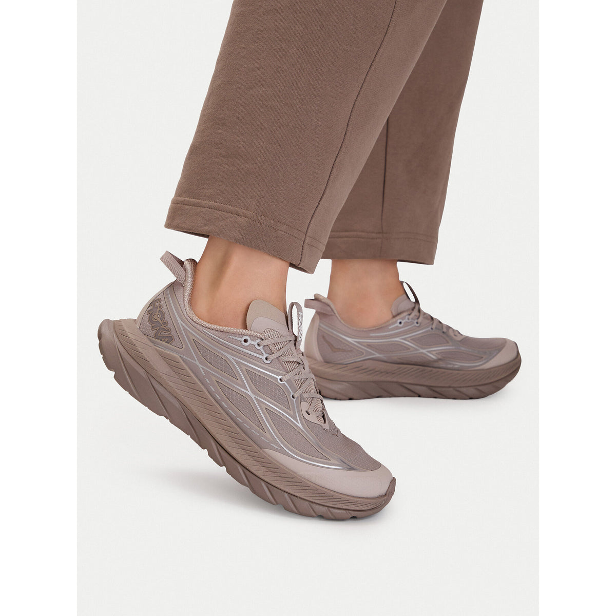 Hoka Сникърси Mach Remastered 1176251M Сив