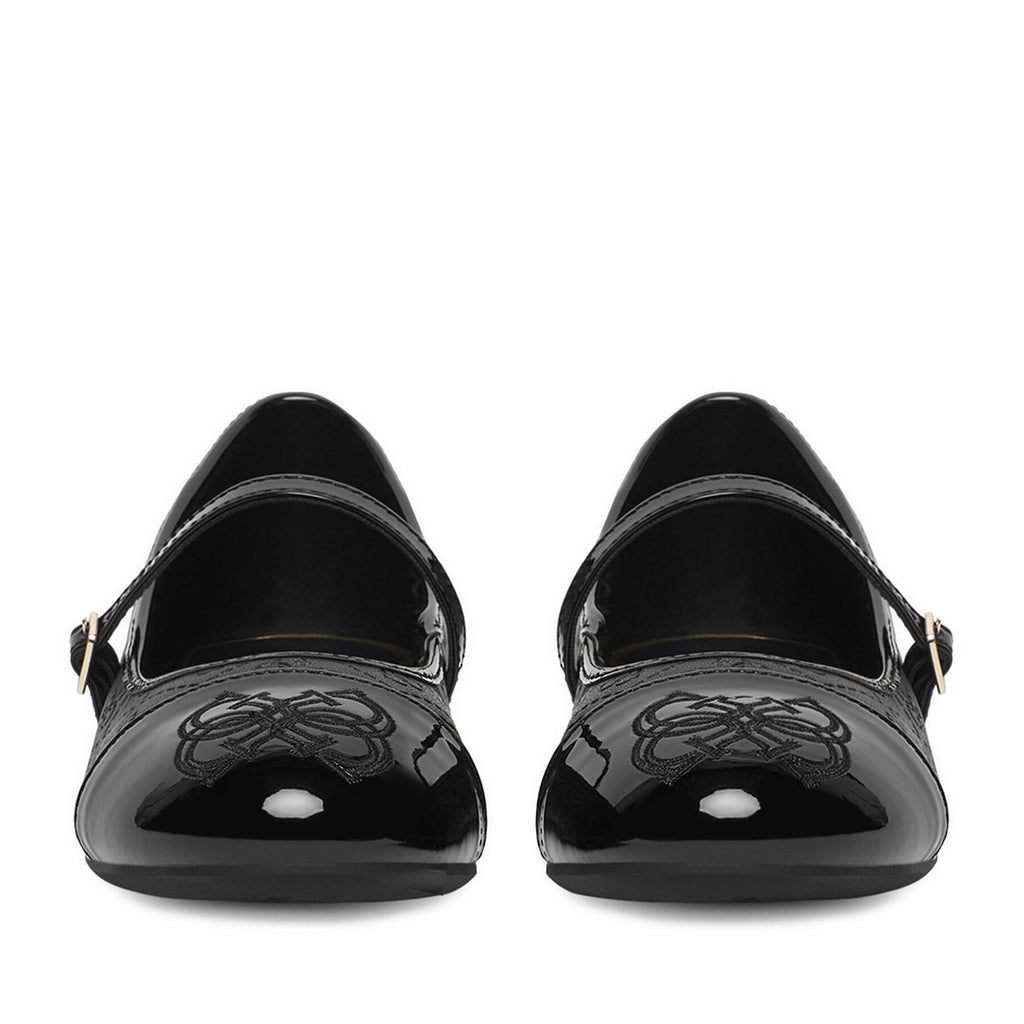 Guess Балеринки CEOWB-CS6666-03 Черен