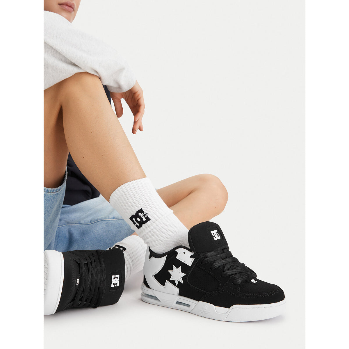 DC Shoes Сникърси EO-DC COMMAND DC02744003 Черен