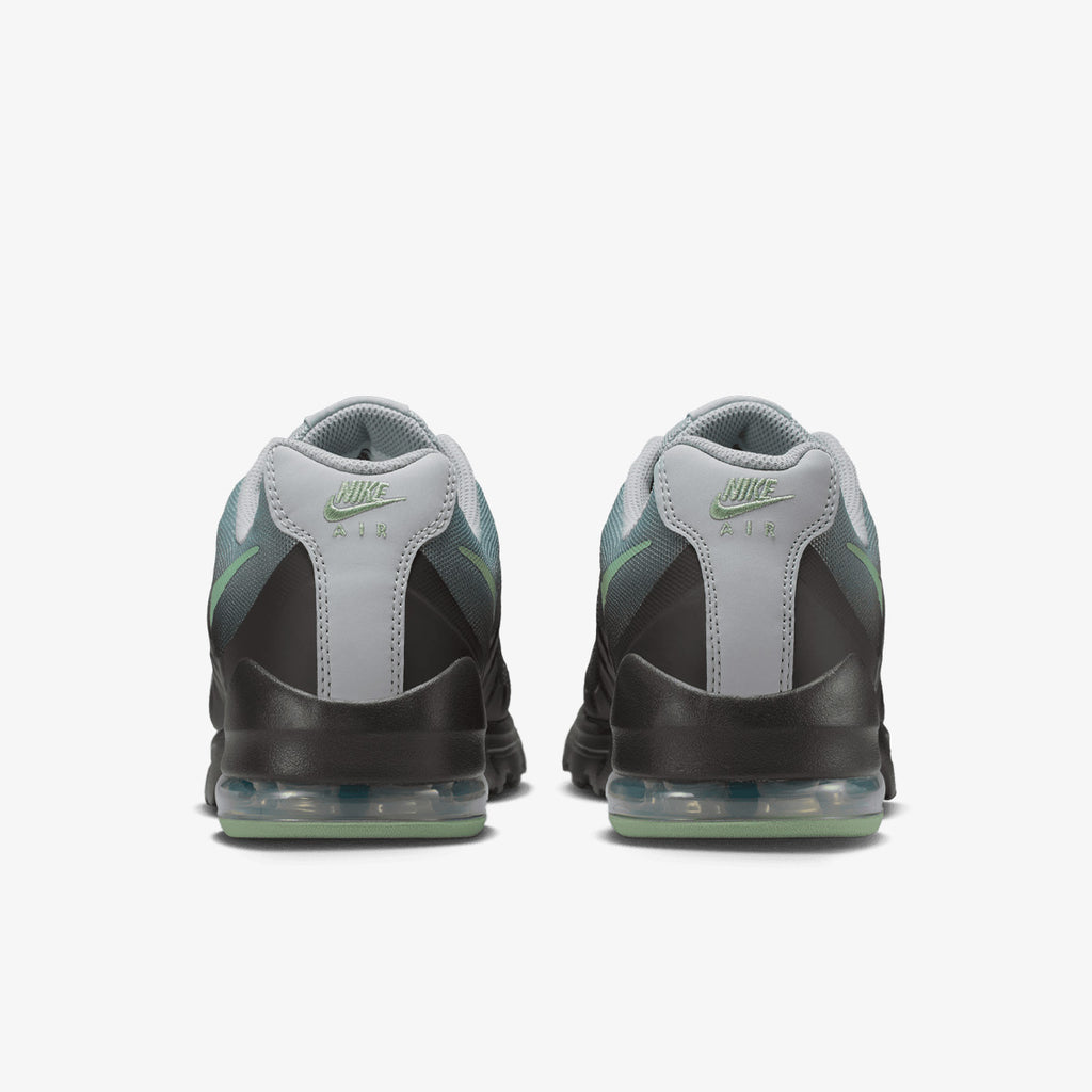 Nike Air Max Dn8