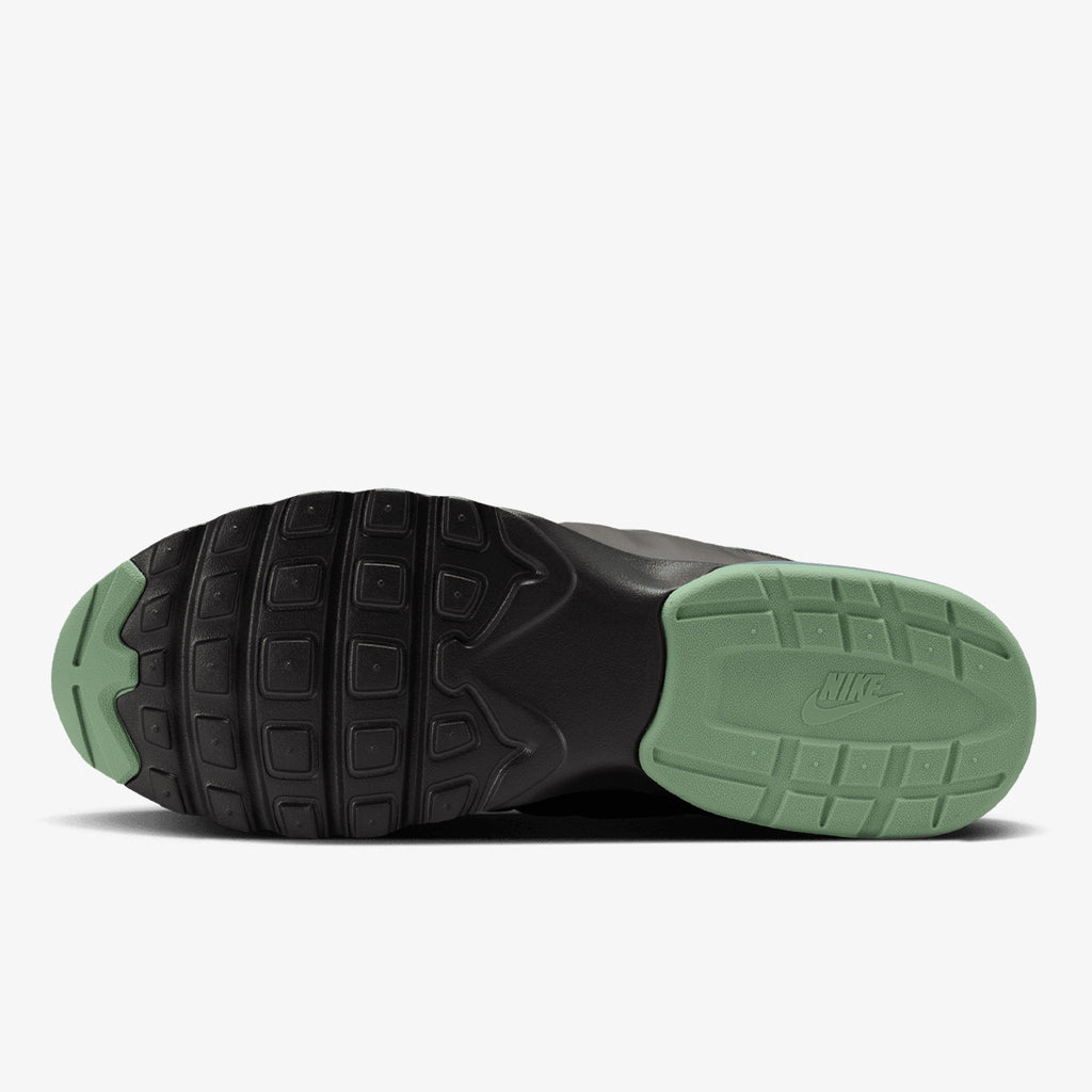 Nike Air Max Dn8