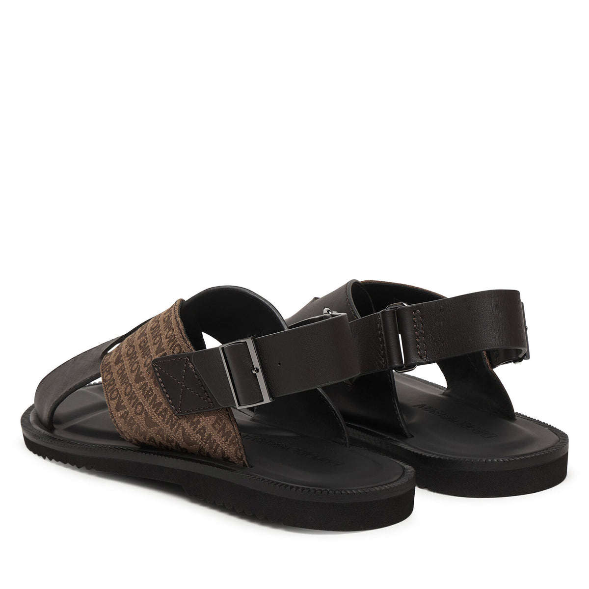 Emporio Armani Сандали EM004323 AF25617 M6354 Кафяв