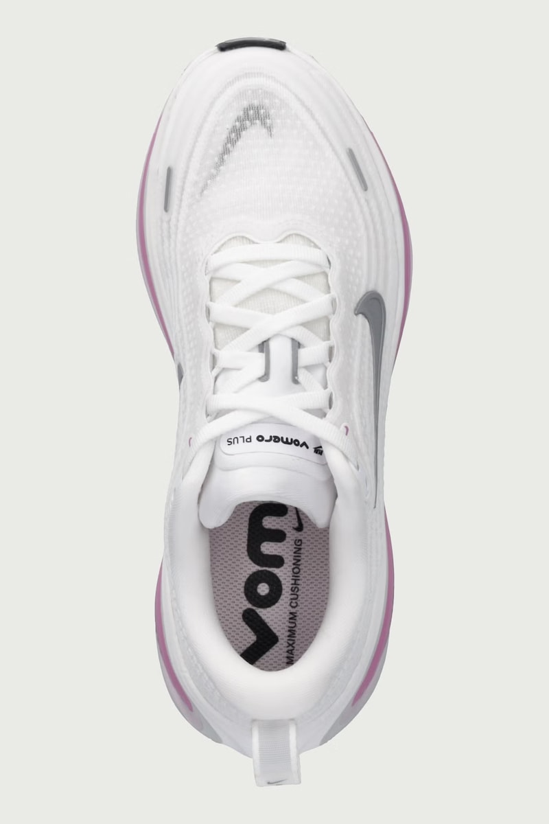 Nike обувки за бягане дамски Vomero Plus