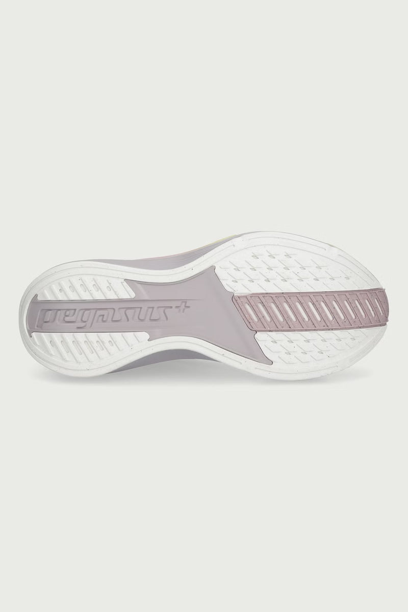Nike обувки за бягане дамски Pegasus Plus 2