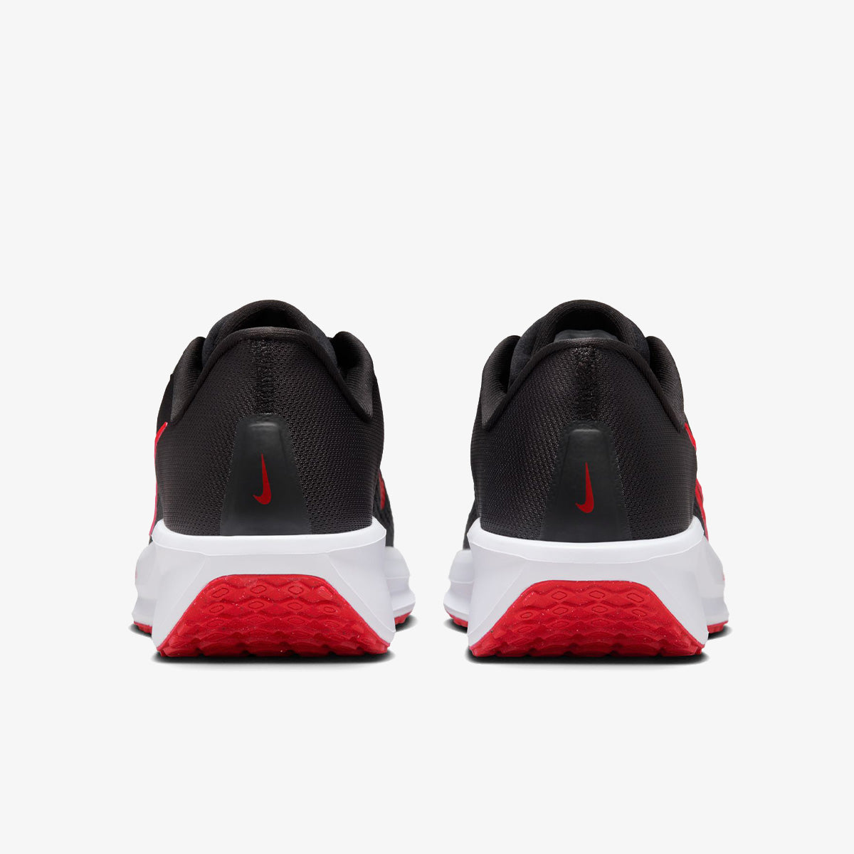 Nike Quest 6