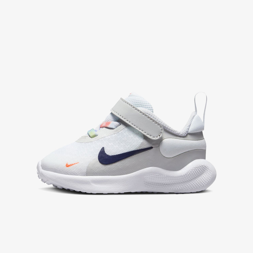 Nike Nike Revolution 7