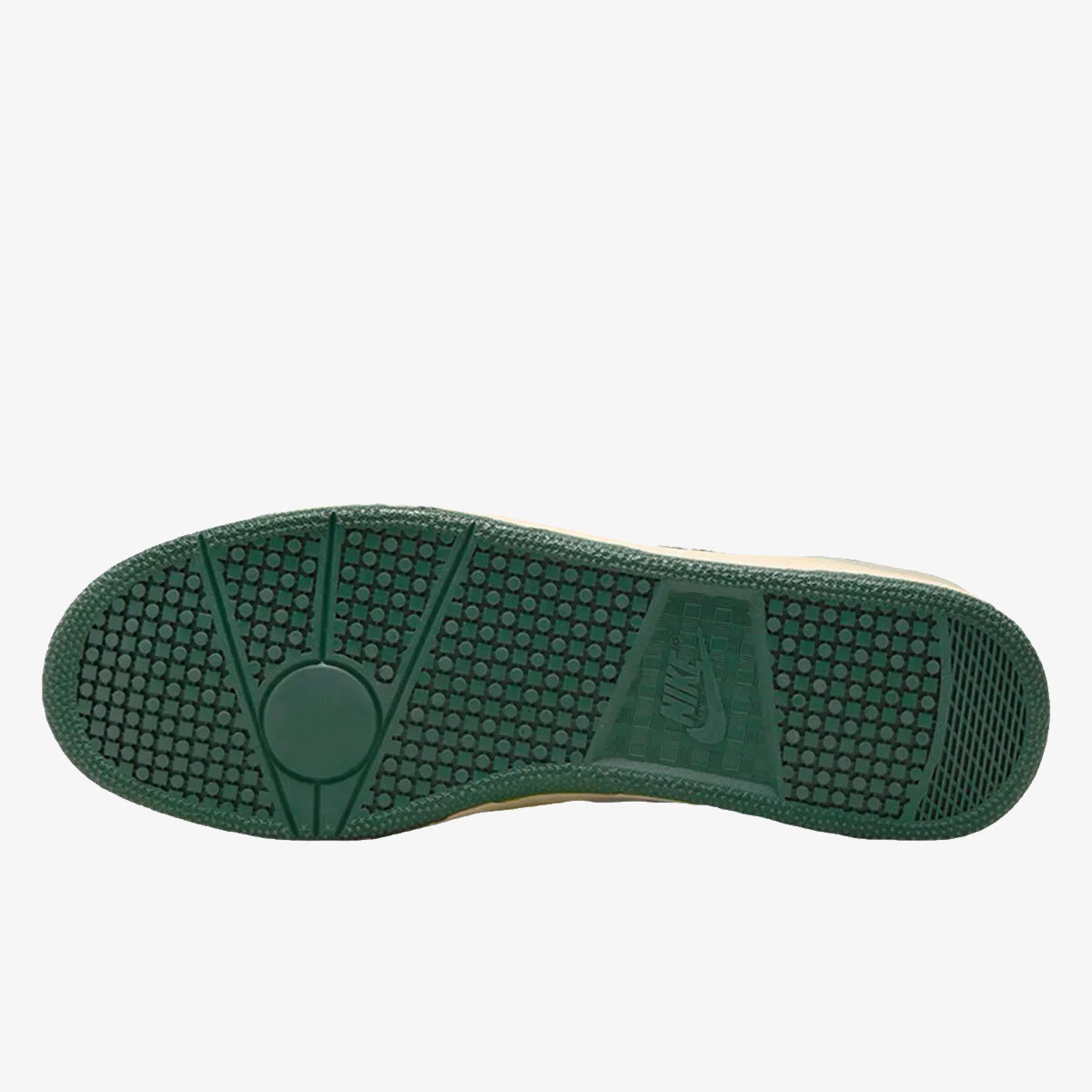 NIKE Спортни обувки Attack