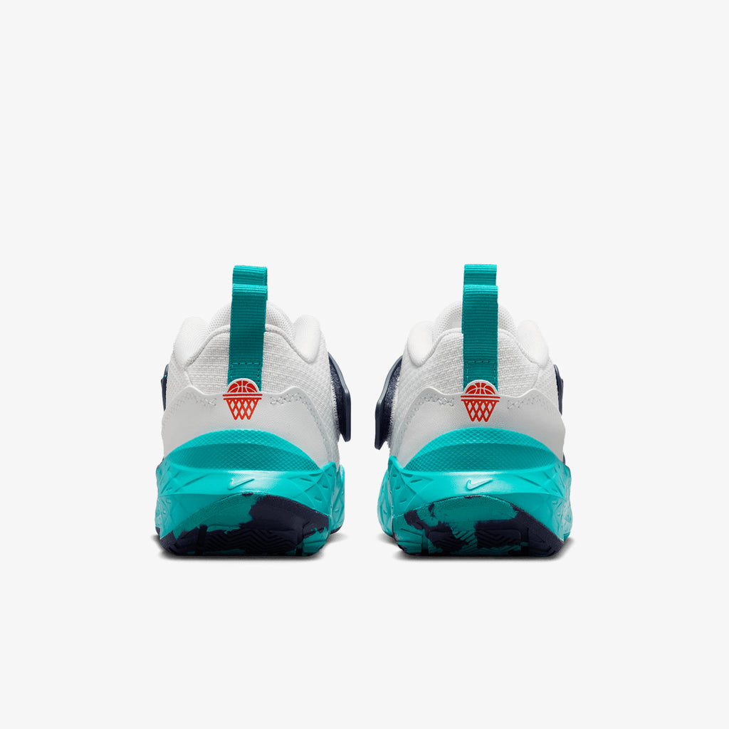 Nike Team Hustle 12