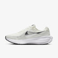 Nike Revolution 8