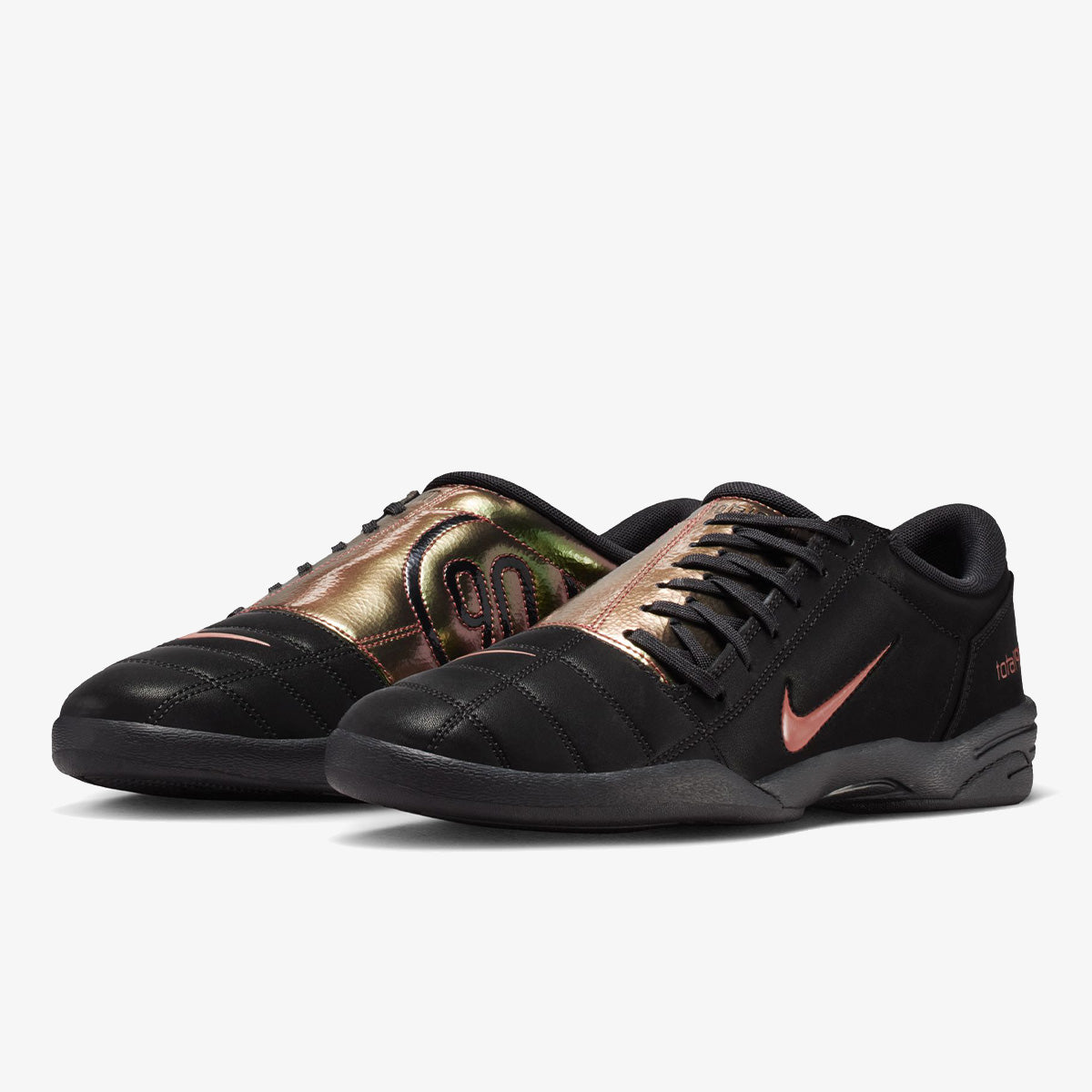 NIKE Спортни обувки Total 90