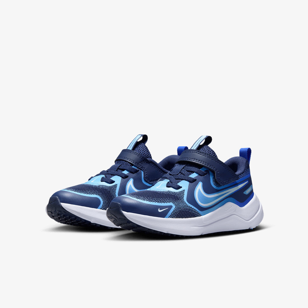 Nike Cosmic Runner