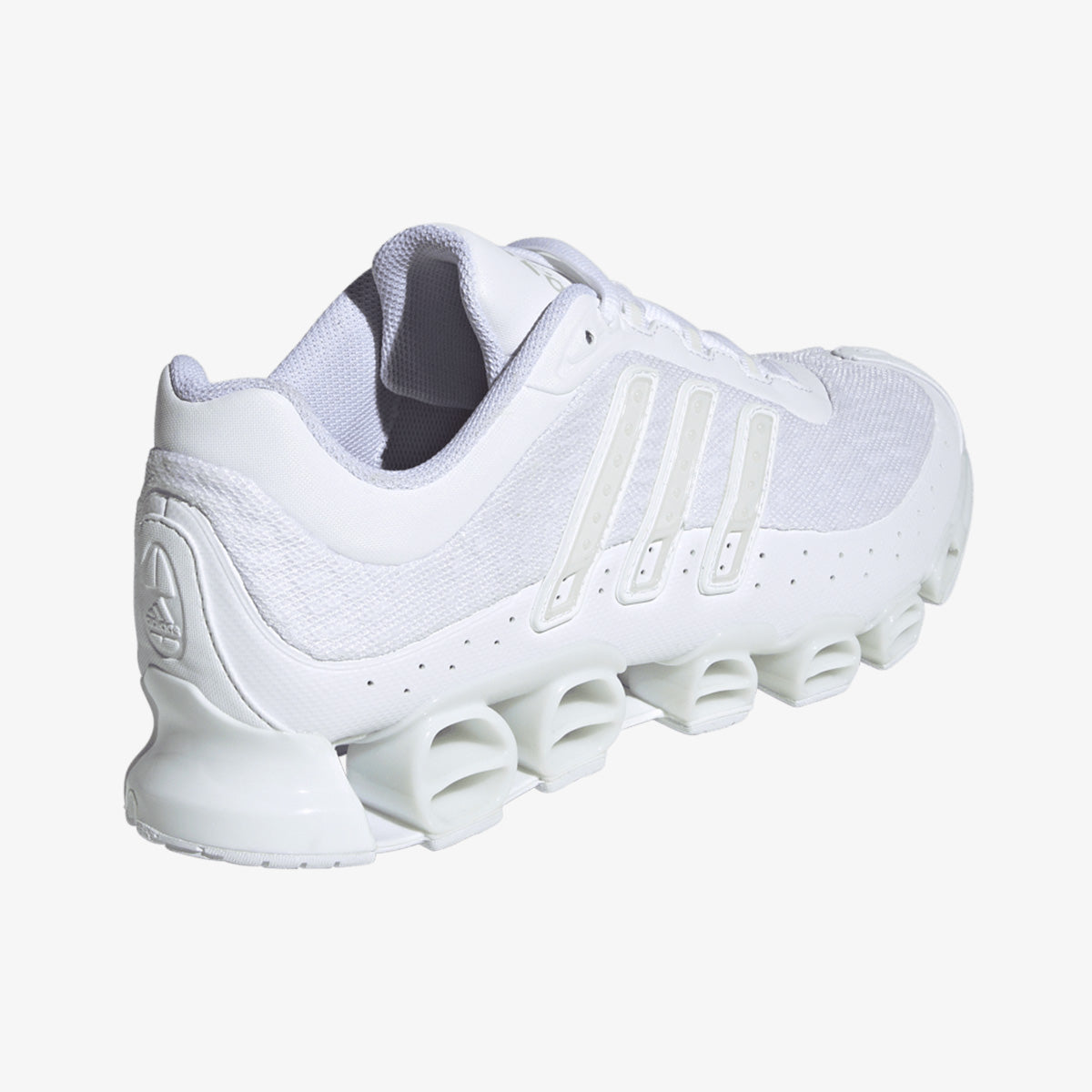 adidas Спортни обувки Megaride