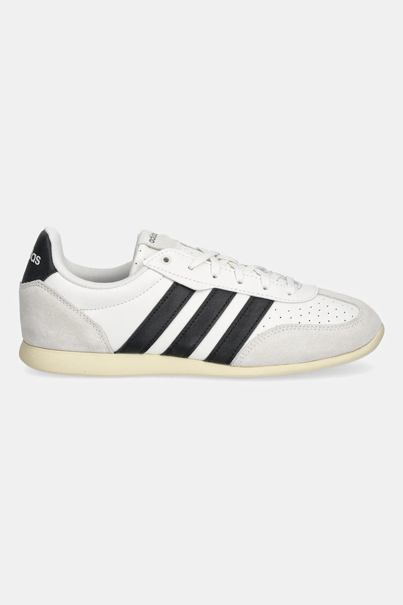 Маратонки adidas Barreda