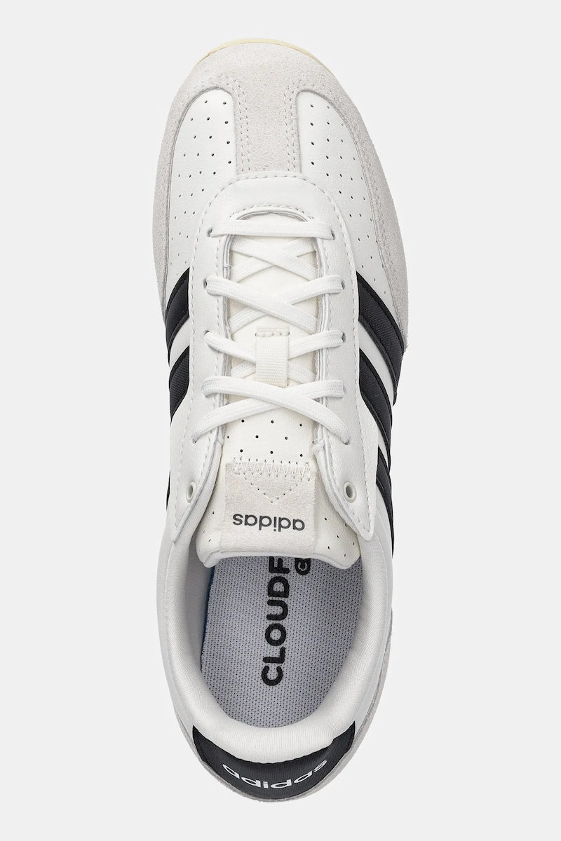 Маратонки adidas Barreda