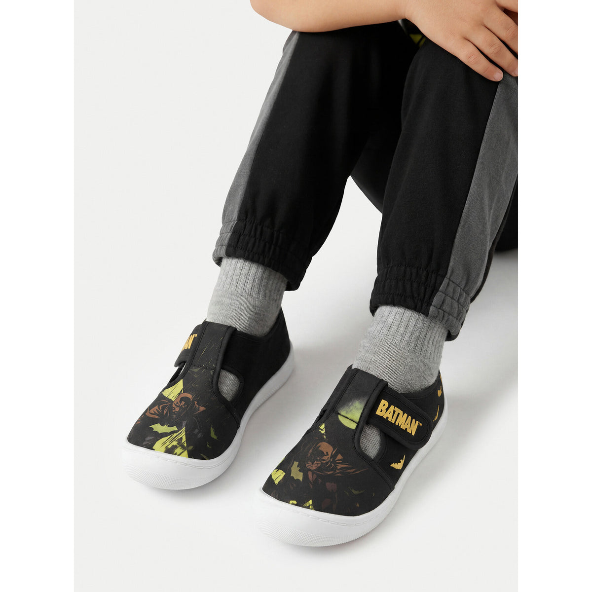 Batman Пантофи CEO-CM-AW26-200WBBAT Черен