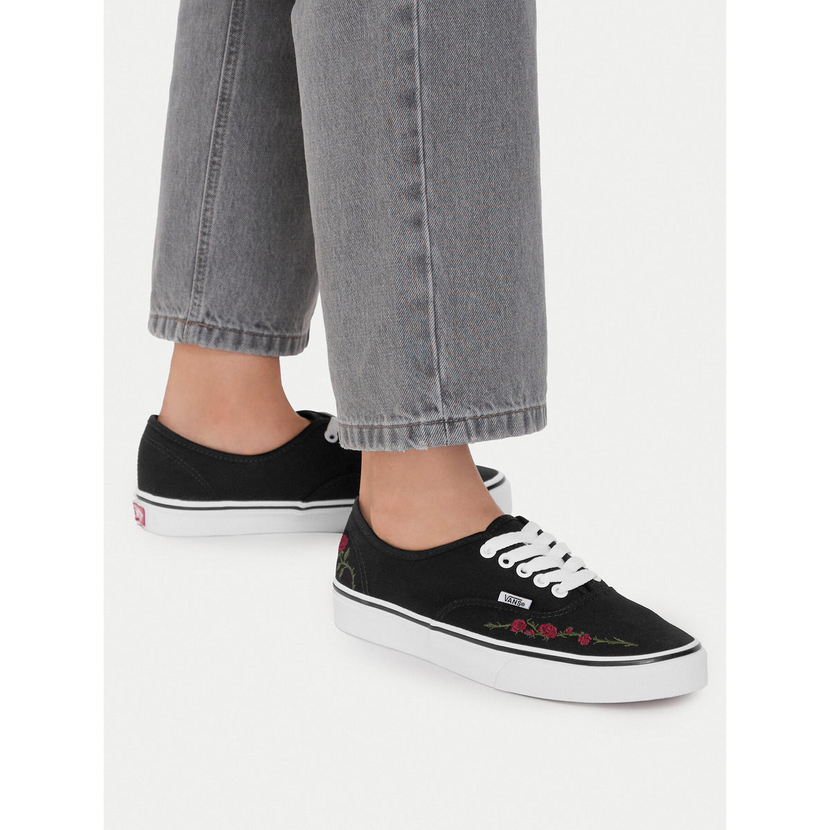 Vans Гуменки Authentic VN000Z1B4581 Черен