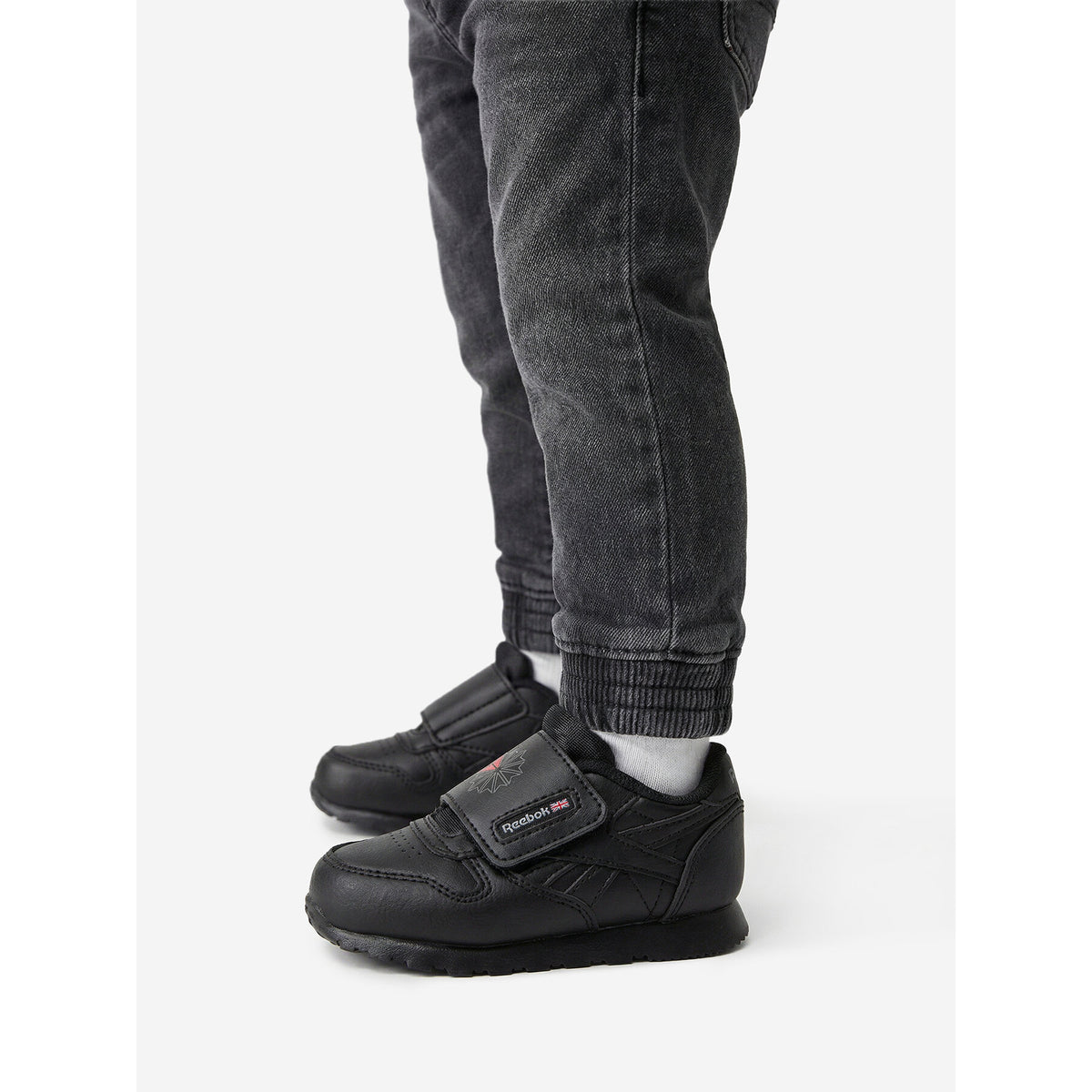 Reebok Сникърси EO-CLASSIC LEATHER 100256740 Черен