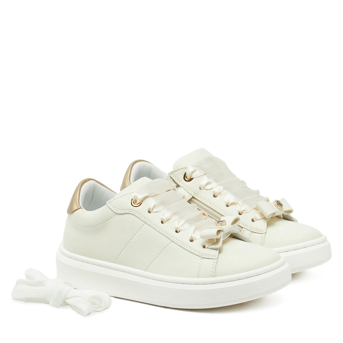 Calvin Klein Jeans Сникърси Low Cut Lace-Up Sneaker V4A9-83047-0214 M Бял