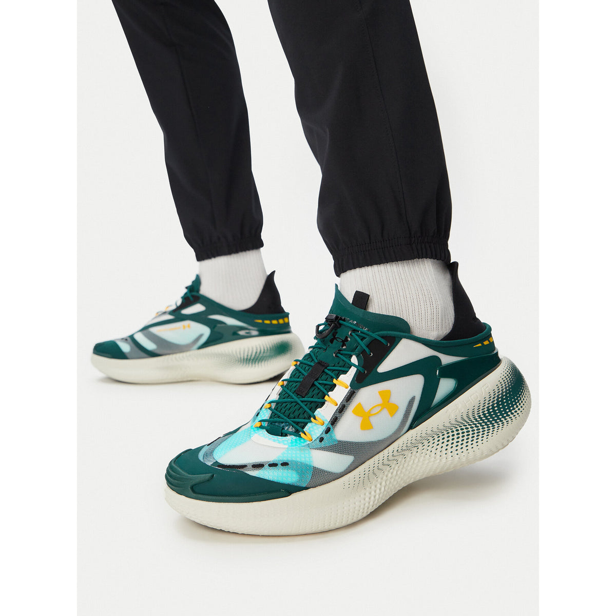 Under Armour Сникърси UA Echo 6006061 Зелен