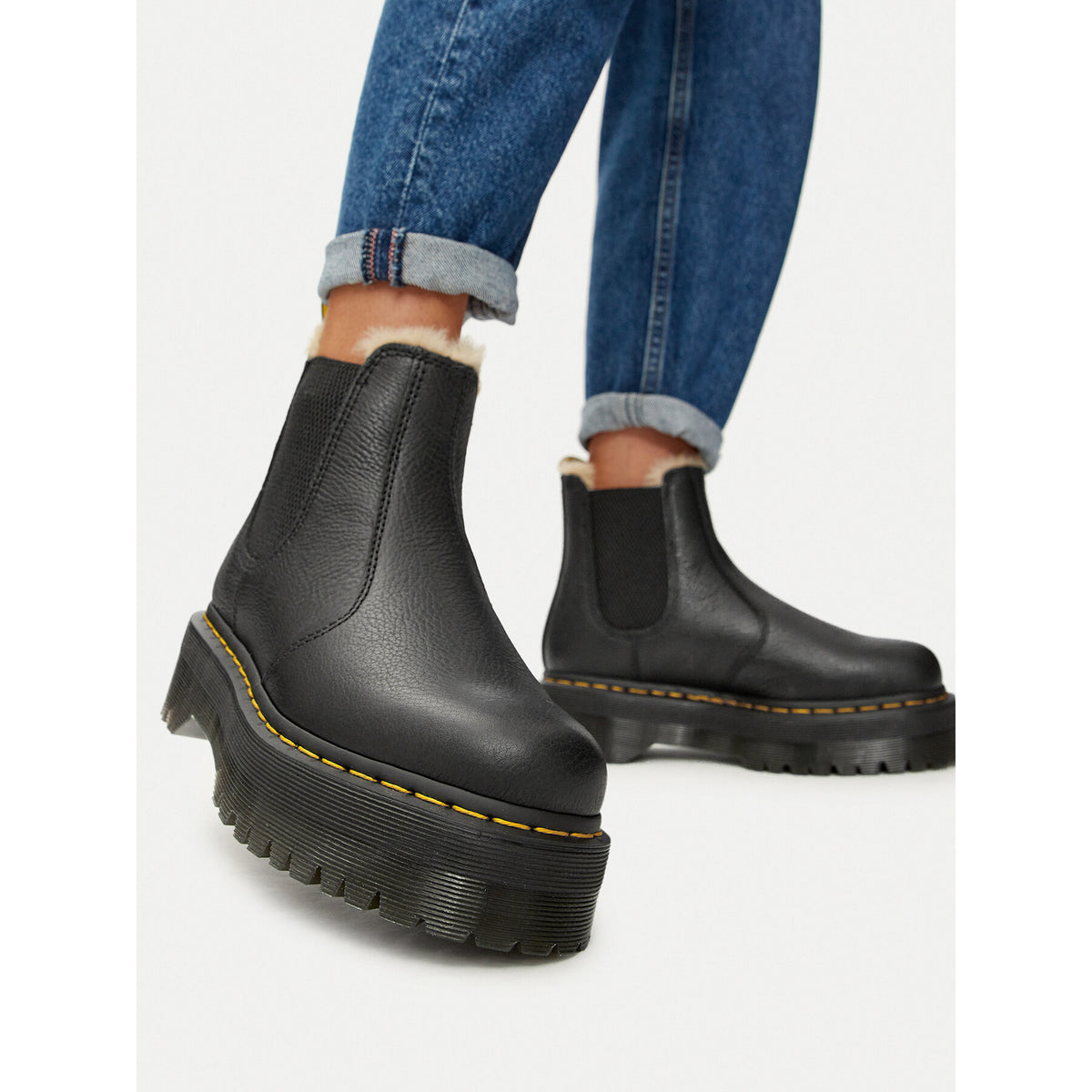 Dr. Martens Боти тип челси 2976 Quad Fl 25635001 Черен