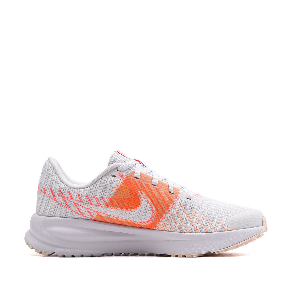 Nike Run Defy HM9593-108 Дамски маратонки