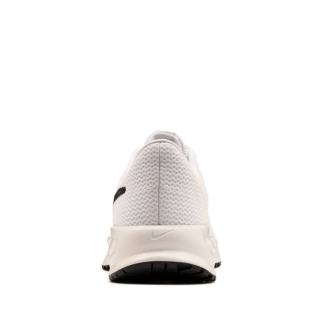 Nike Run Defy HM9593-113 Дамски маратонки