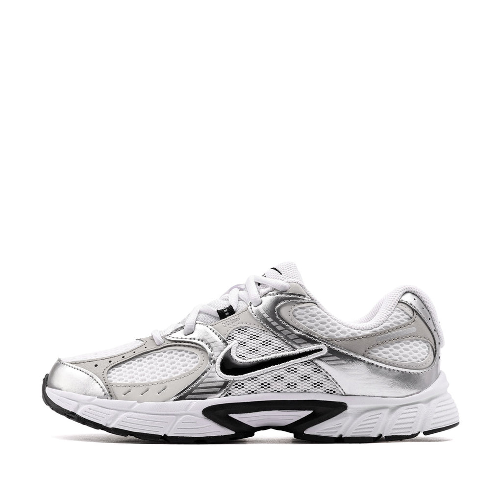 Nike V5 RNR HQ6411-100 Маратонки